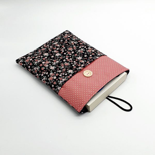 Funda libro flores negro 4