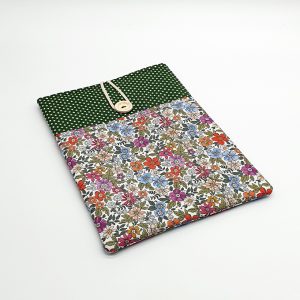 Funda libro flores verde