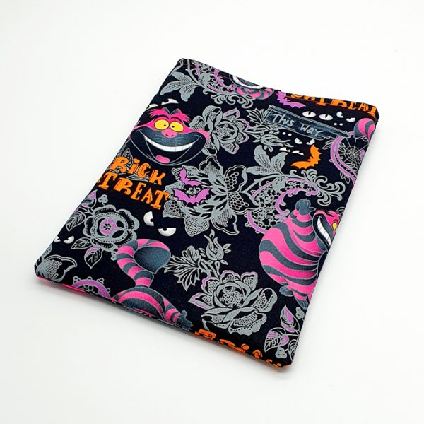 Funda libro gato de alicia en el país de las maravillas 3