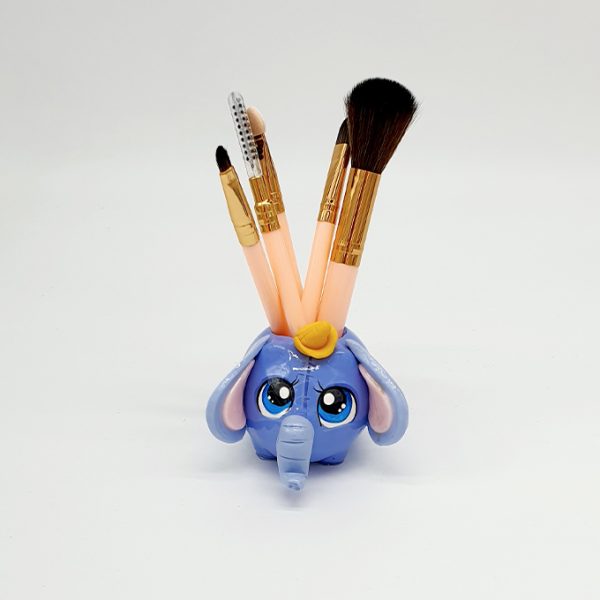 Botecitos brochas maquillaje dumbo